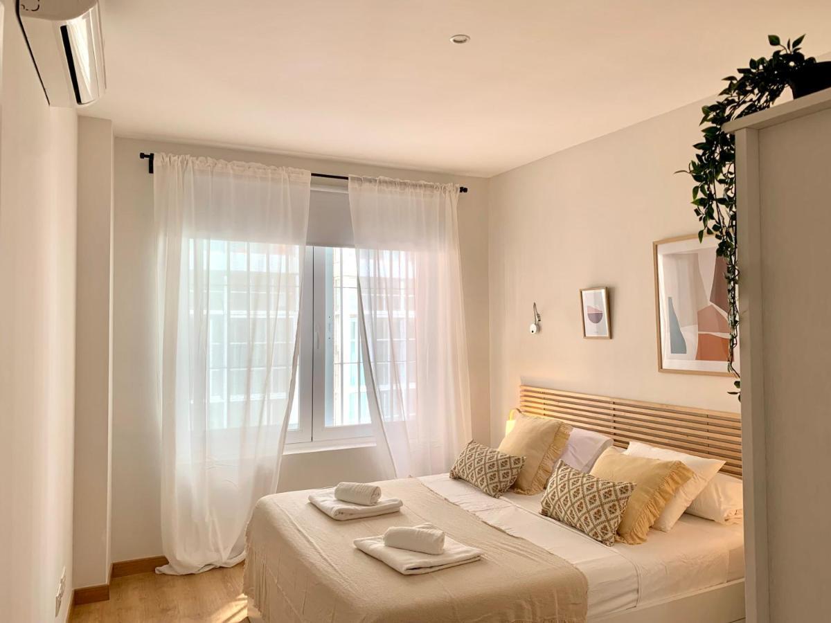 Homely Malaga Plaza Del Teatro Zewnętrze zdjęcie